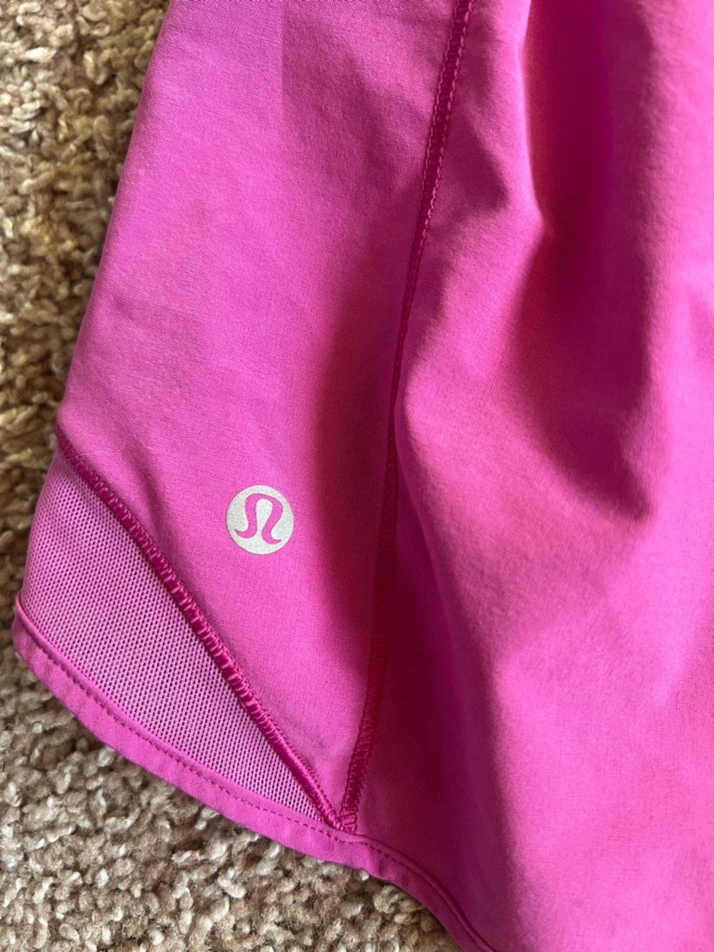 Lululemon Women's Fuschia Athletic Running Shorts - Picture 5 of 8